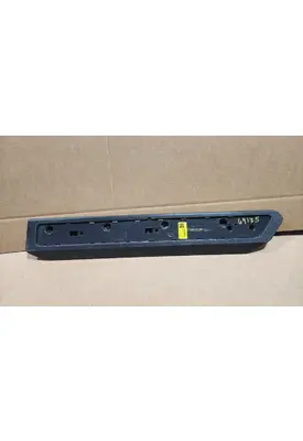 KENWORTH T-680 Door Panel (Trim)