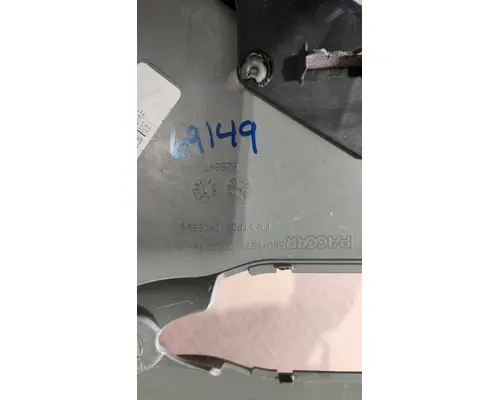 KENWORTH T-680 Door Panel (Trim)