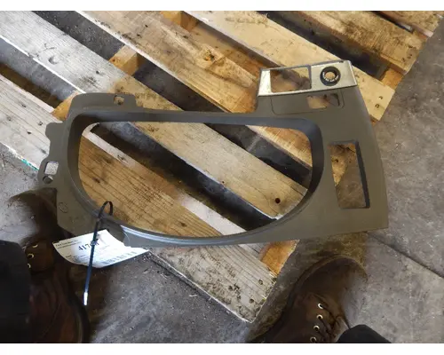 KENWORTH T-680 Interior Miscellaneous Panels