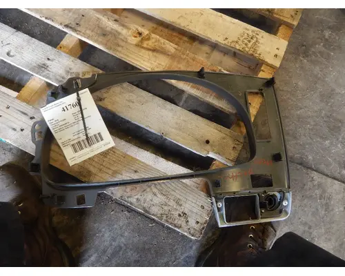 KENWORTH T-680 Interior Miscellaneous Panels