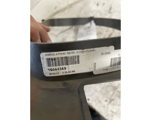 KENWORTH T-680 Interior Miscellaneous Panels