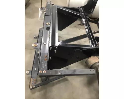 KENWORTH T-680 Side Skirt Bracket