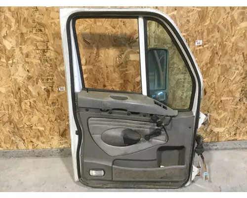 KENWORTH T2000  DOOR-FRONT