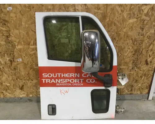 KENWORTH T2000  DOOR-FRONT