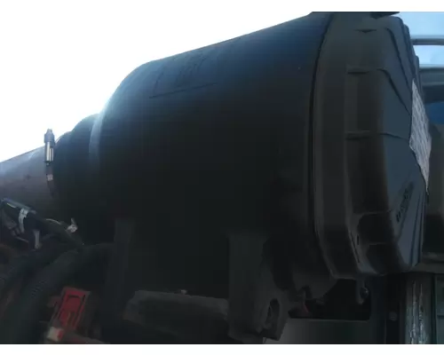 KENWORTH T2000 AIR CLEANER