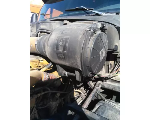 KENWORTH T2000 AIR CLEANER