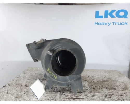 KENWORTH T2000 AIR CLEANER