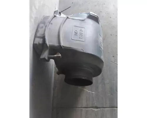 KENWORTH T2000 AIR CLEANER