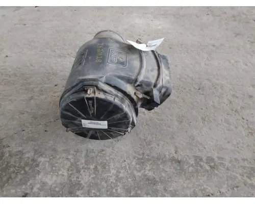 KENWORTH T2000 AIR CLEANER