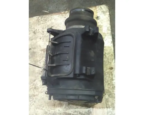 KENWORTH T2000 AIR CLEANER