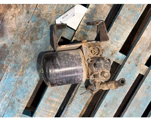 KENWORTH T2000 Air Dryer