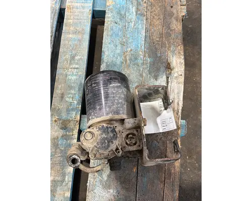 KENWORTH T2000 Air Dryer
