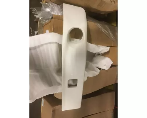 KENWORTH T2000 BUMPER END