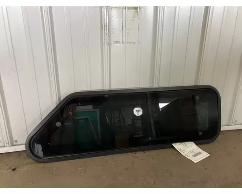 KENWORTH T2000 Back Glass