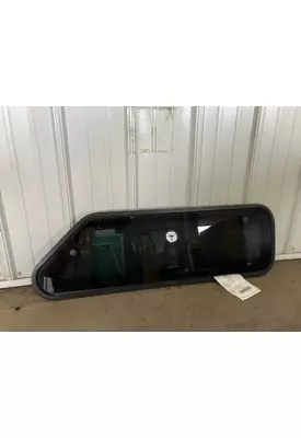 KENWORTH T2000 Back Glass