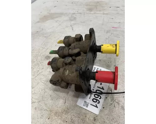 KENWORTH T2000 Brake Air Valve