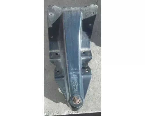 KENWORTH T2000 CAB MOUNT,BRACKET