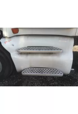 KENWORTH T2000 CAB SKIRT/SIDE FAIRING