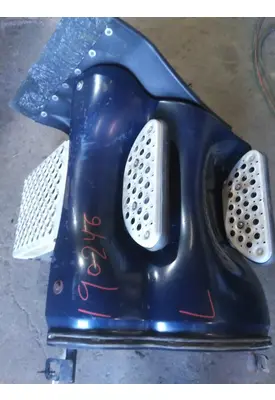 KENWORTH T2000 CAB SKIRT/SIDE FAIRING