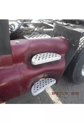 KENWORTH T2000 CAB SKIRT/SIDE FAIRING