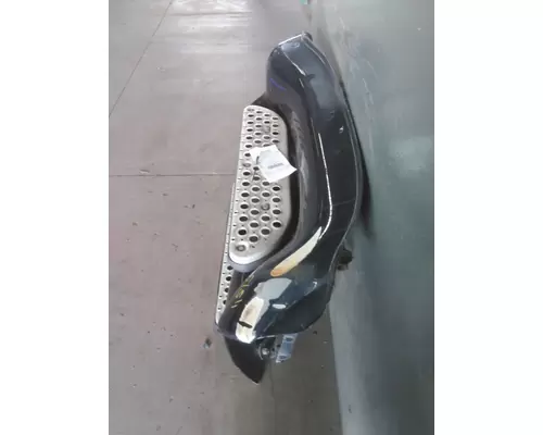 KENWORTH T2000 CAB SKIRTSIDE FAIRING