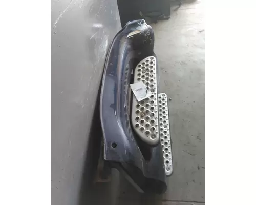 KENWORTH T2000 CAB SKIRTSIDE FAIRING
