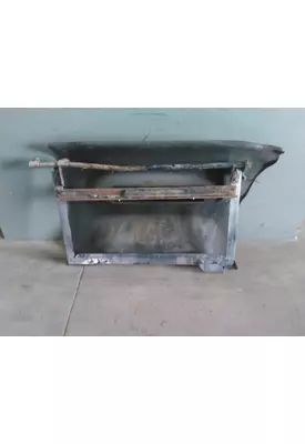 KENWORTH T2000 CAB SKIRT/SIDE FAIRING