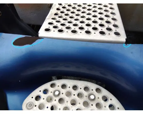 KENWORTH T2000 CAB SKIRTSIDE FAIRING