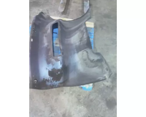 KENWORTH T2000 CAB SKIRTSIDE FAIRING