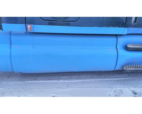 KENWORTH T2000 CAB SKIRTSIDE FAIRING