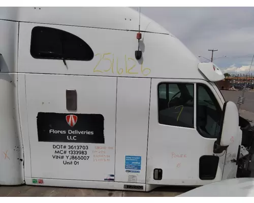 KENWORTH T2000 CAB