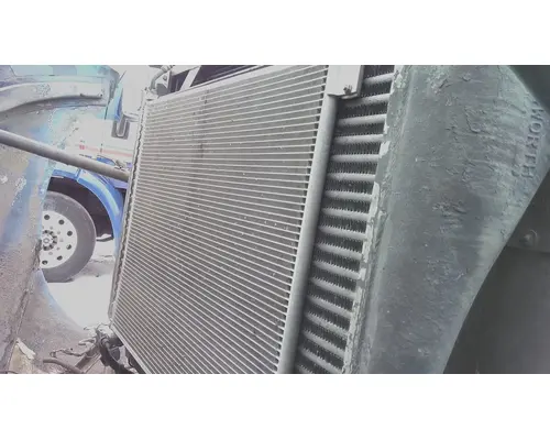 KENWORTH T2000 COOLING ASSEMBLY (RAD, COND, ATAAC)