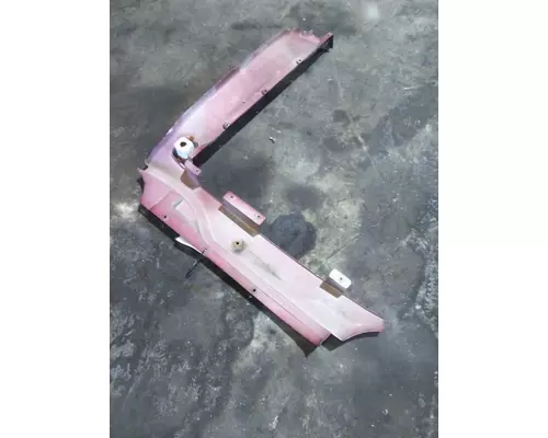 KENWORTH T2000 COWL