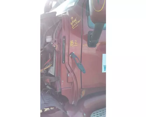 KENWORTH T2000 COWL