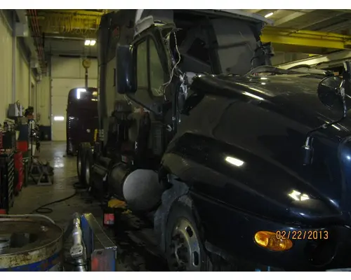 KENWORTH T2000 Cab Mount 119