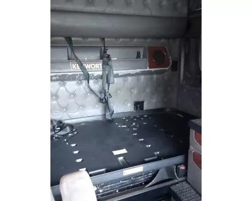 KENWORTH T2000 Cab