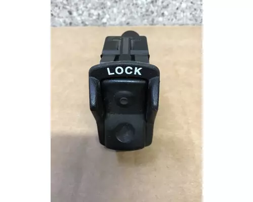 KENWORTH T2000 DIFFERENTIAL LOCK SWITCH