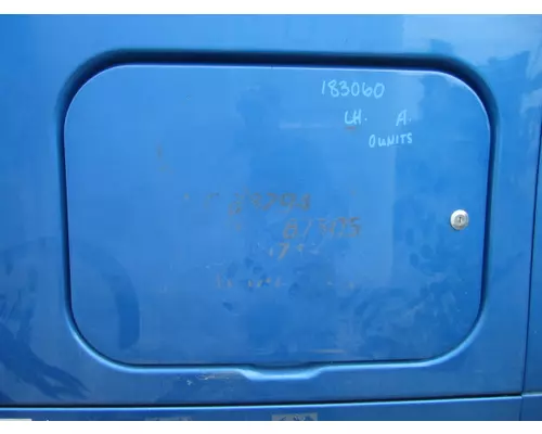 KENWORTH T2000 DOOR, COMPARTMENT