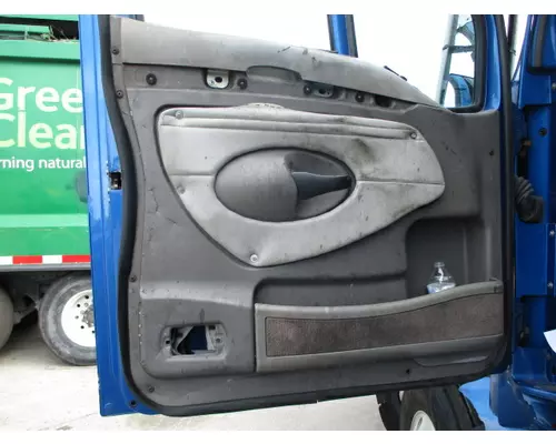 KENWORTH T2000 DOOR ASSEMBLY, FRONT