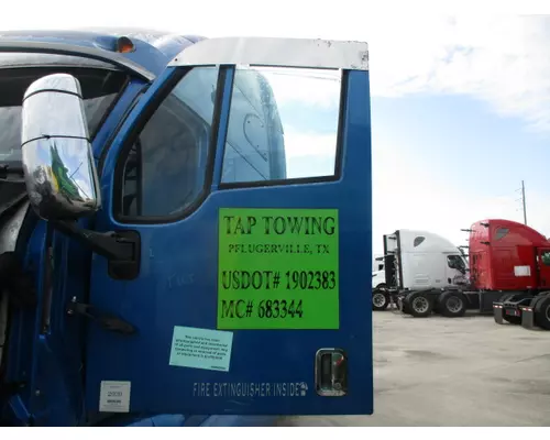KENWORTH T2000 DOOR ASSEMBLY, FRONT