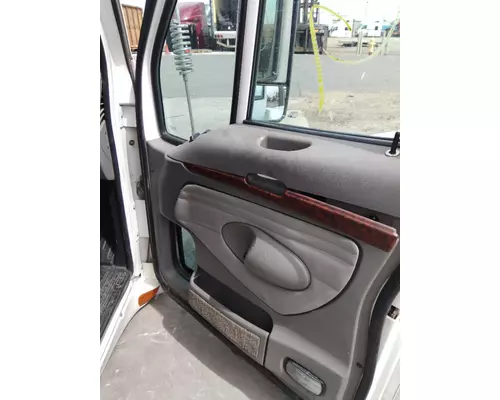KENWORTH T2000 DOOR ASSEMBLY, FRONT
