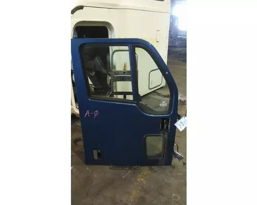 KENWORTH T2000 DOOR ASSEMBLY, FRONT