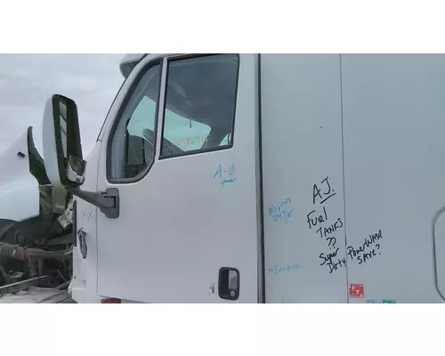 KENWORTH T2000 DOOR ASSEMBLY, FRONT