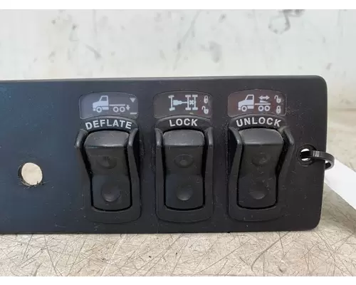 KENWORTH T2000 Dash  Console Switch