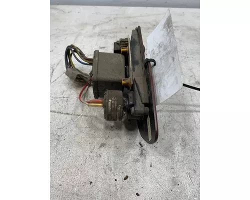 KENWORTH T2000 Dash  Console Switch