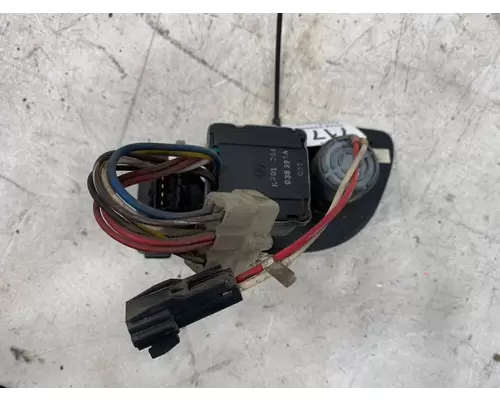KENWORTH T2000 Dash  Console Switch
