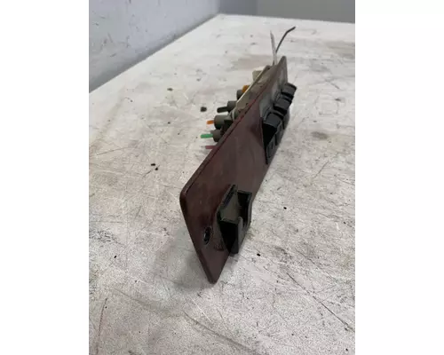 KENWORTH T2000 Dash  Console Switch