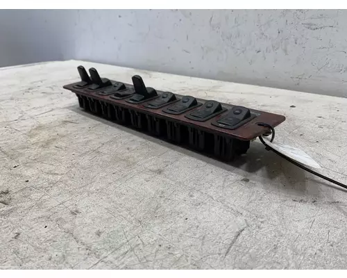 KENWORTH T2000 Dash  Console Switch