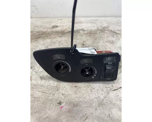 KENWORTH T2000 Dash  Console Switch