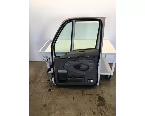 KENWORTH T2000 Door Assembly, Front